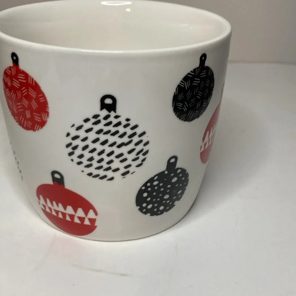 Starbucks Christmas Holiday Mug Coffee Cups dated 2016, red, white and black - Picture 6 of 8